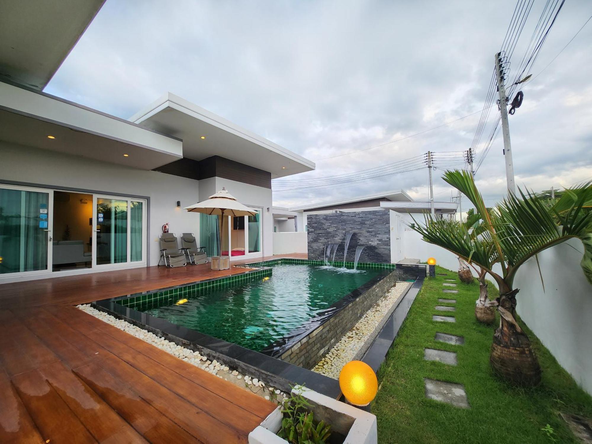 จิรา พูล Jira Pool Ferienhaus